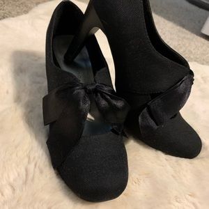 Ann Marino Heels with Bows- 7